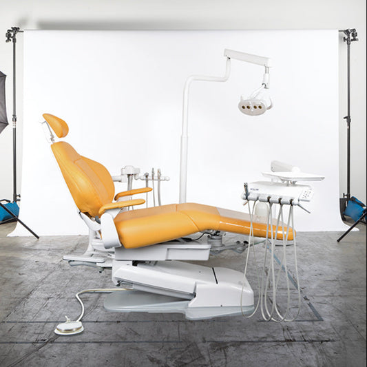 Engle Traverse Chair